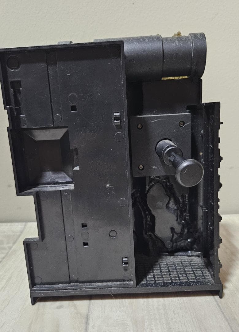 エイリアン チェストバスター 母胎 貫通 フィギュア