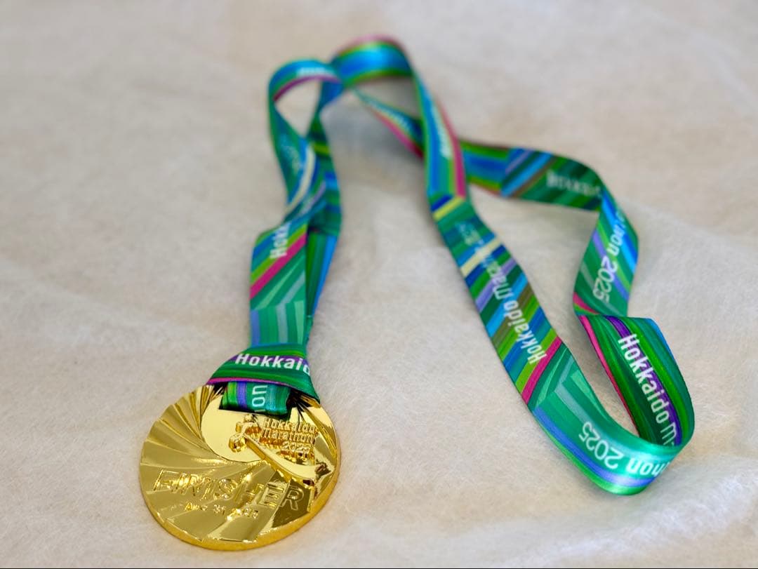 ✨北海道マラソン 2025 完走メダル✨ - メルカリ
