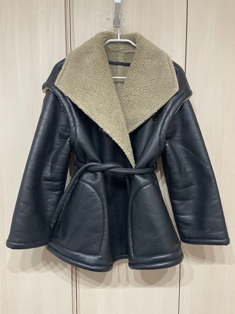 muller of yoshiokubo フェイクレザーボア コート2WAY - メルカリ