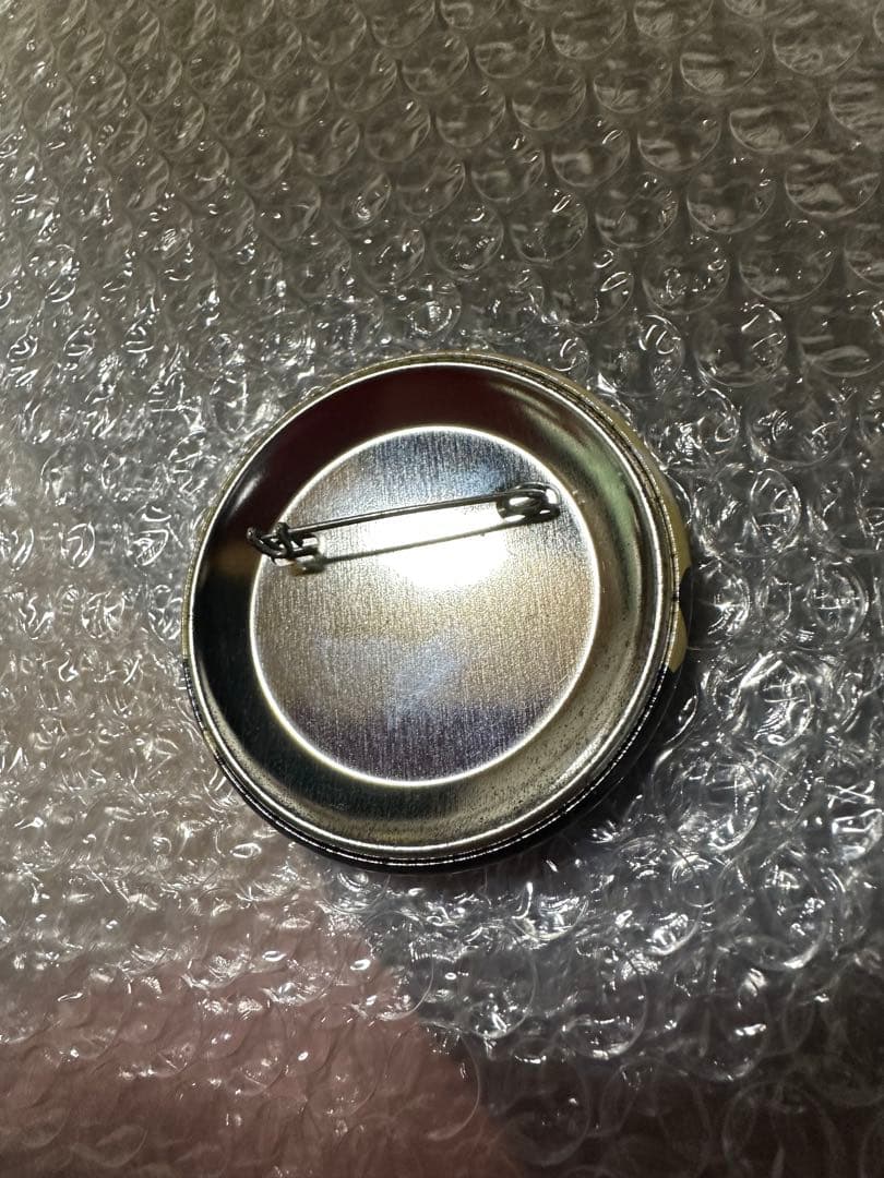 【希少】劇場版 小鳥遊六花•改　凸守早苗 缶バッジ