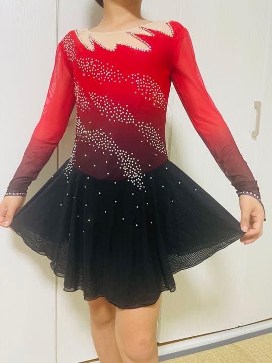 フィギュアスケート コスチューム美品140cm〜150cm今週値下げします