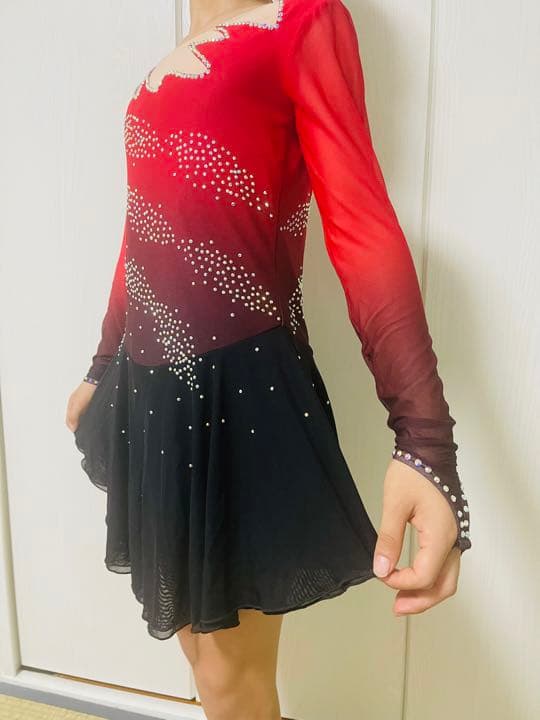 フィギュアスケート コスチューム美品140cm〜150cm今週値下げします