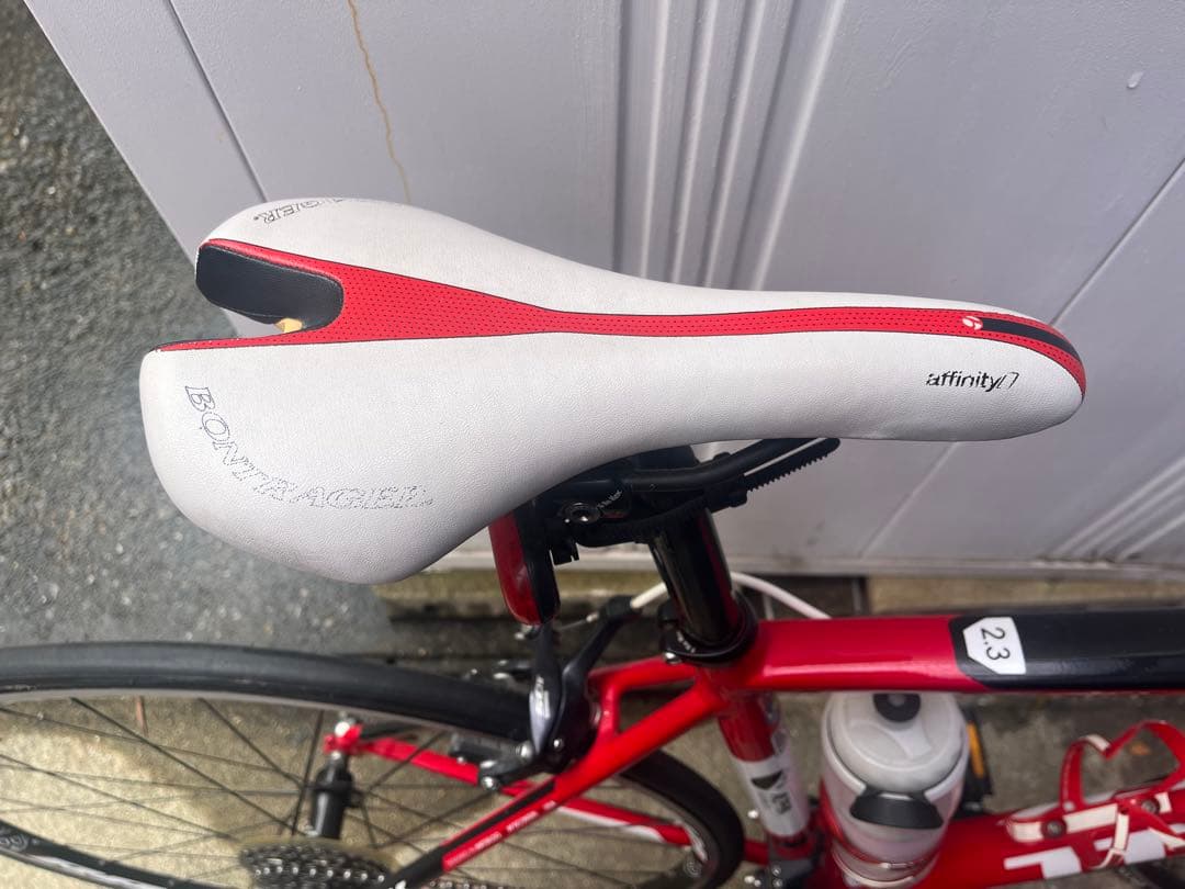 TREK ALPHA2.3 52cm レッド/ホワイト アルミ - メルカリ