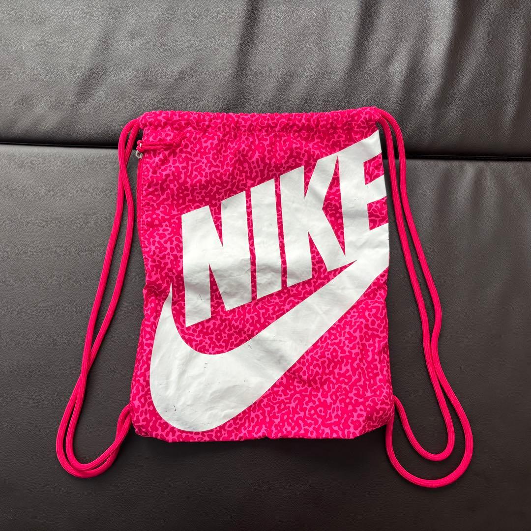 NIKE ピンクナップサック y2k - メルカリ