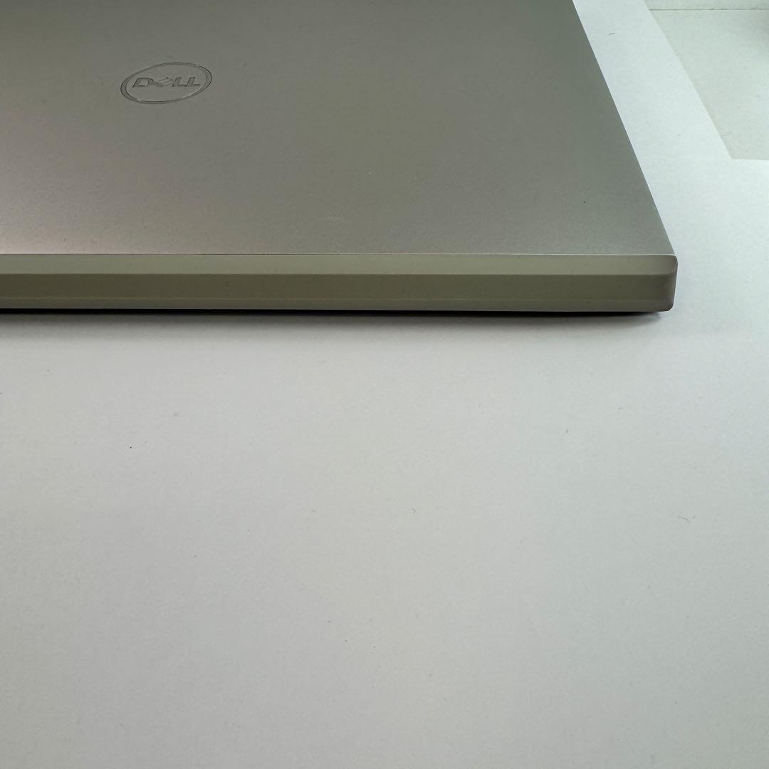 Dell Vostro 5301 Core i5 8GB 新品バッテリーに交換済 - メルカリ