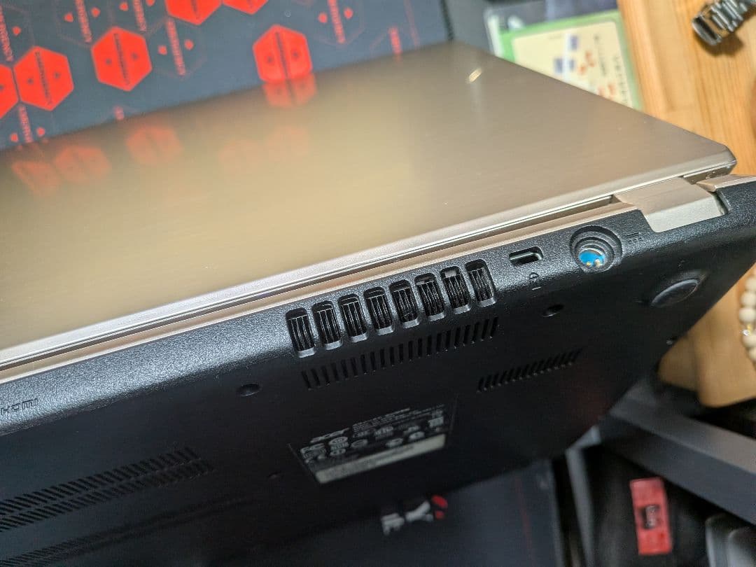 Acer Aspire V5-552PG金色 Windows11美品最終値下げ! - メルカリ