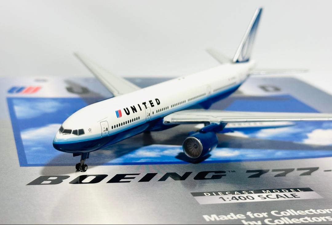 Gemini 1/400 B777-200 United Airlines