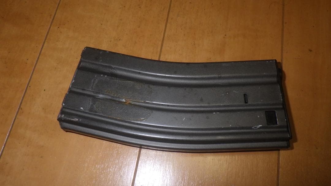 東京マルイ　M4電動ガン　スタンダード８7ｍ／ｓ　１８歳以上+多弾マガジン