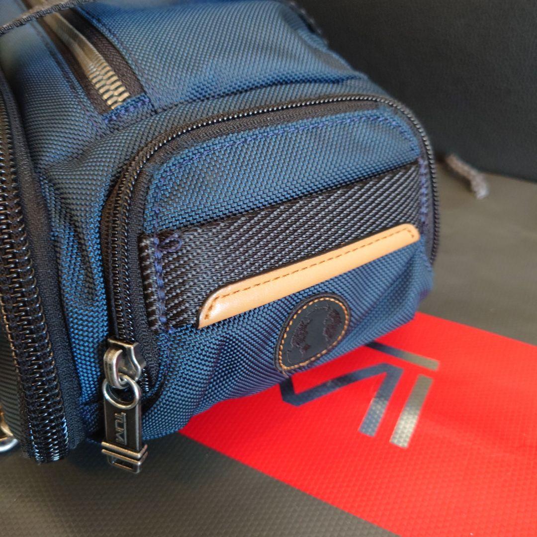 正規品超美品】TUMI 232399NVYRE ケリー スリングバッグ - メルカリ