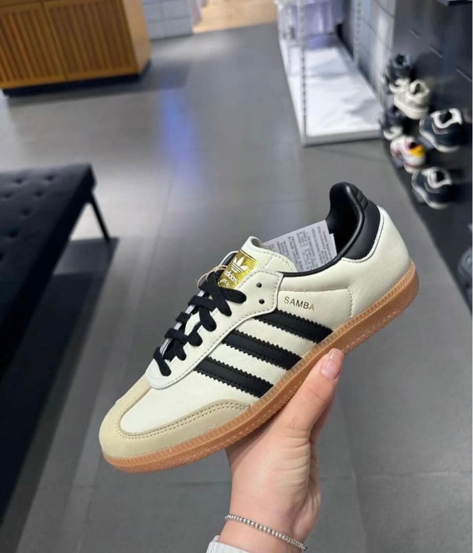 【ADIDAS】SAMBA OG 23.5cm クリームホワイト