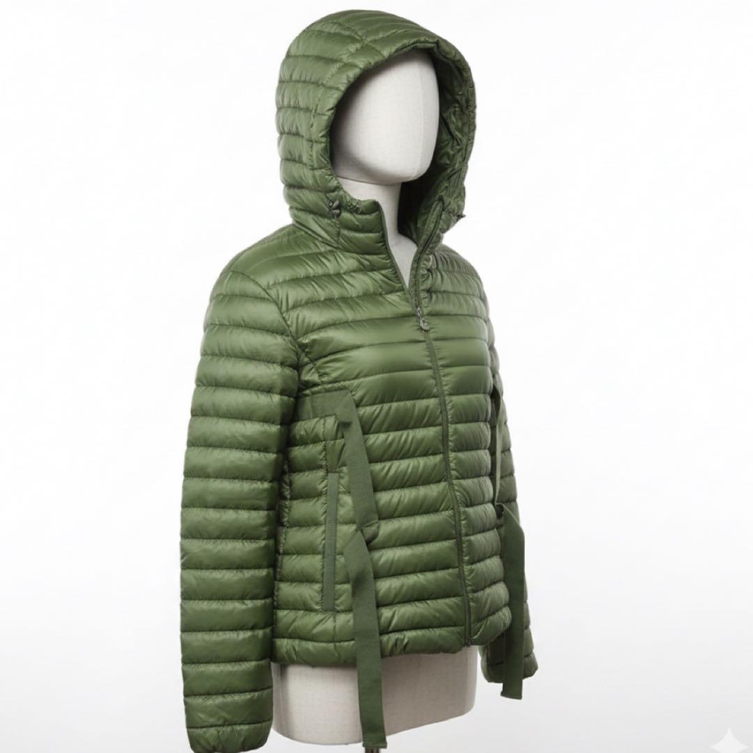 KKK様専用 モンクレール ライトダウンジャケットS フード ドローコード