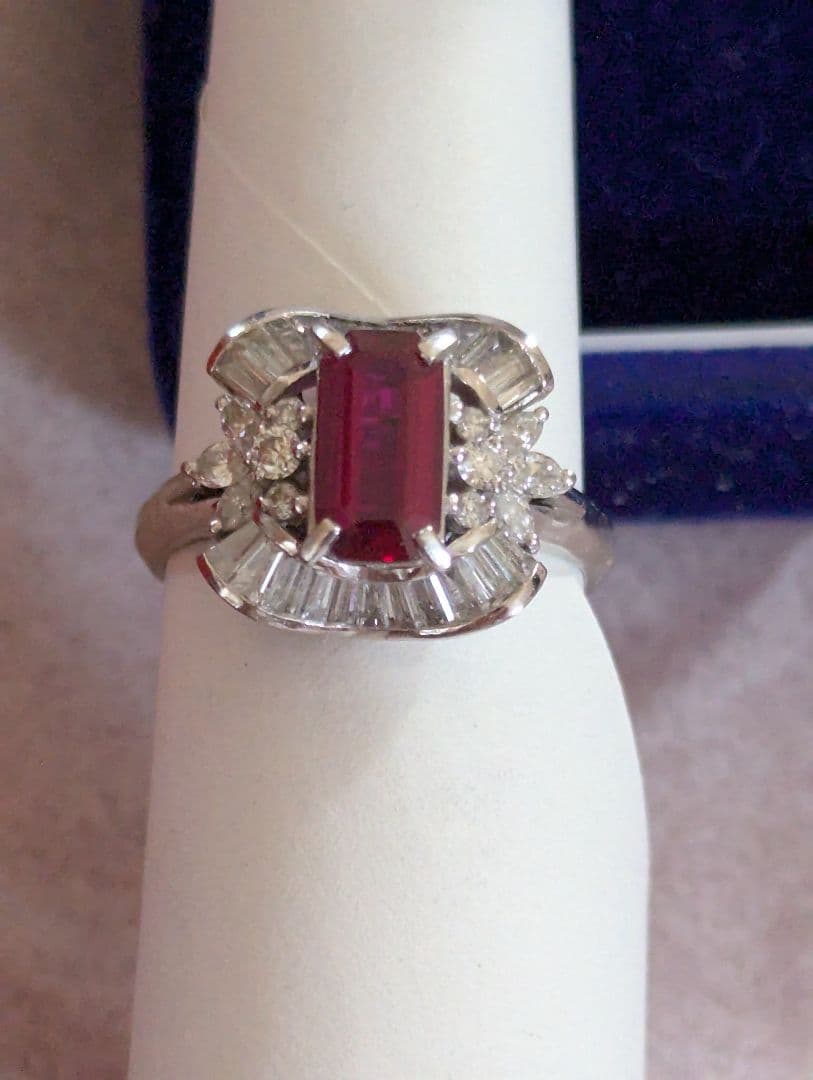 退院セール‼️バレンタイン値引き！ルビーの指輪1.35カラット写真も