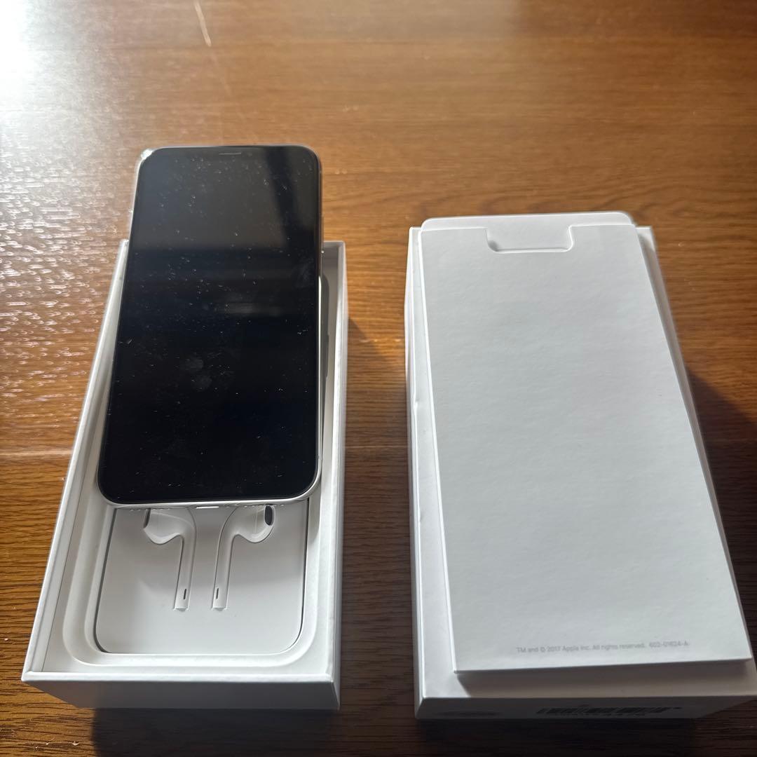 iPhone X シルバー 256g - メルカリ