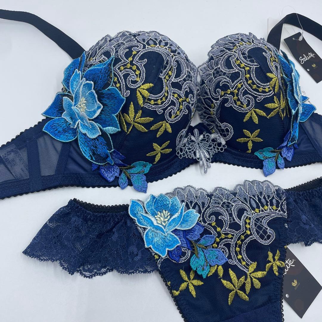 サルート p-up 43G エジプトの国花ロータス F65-M