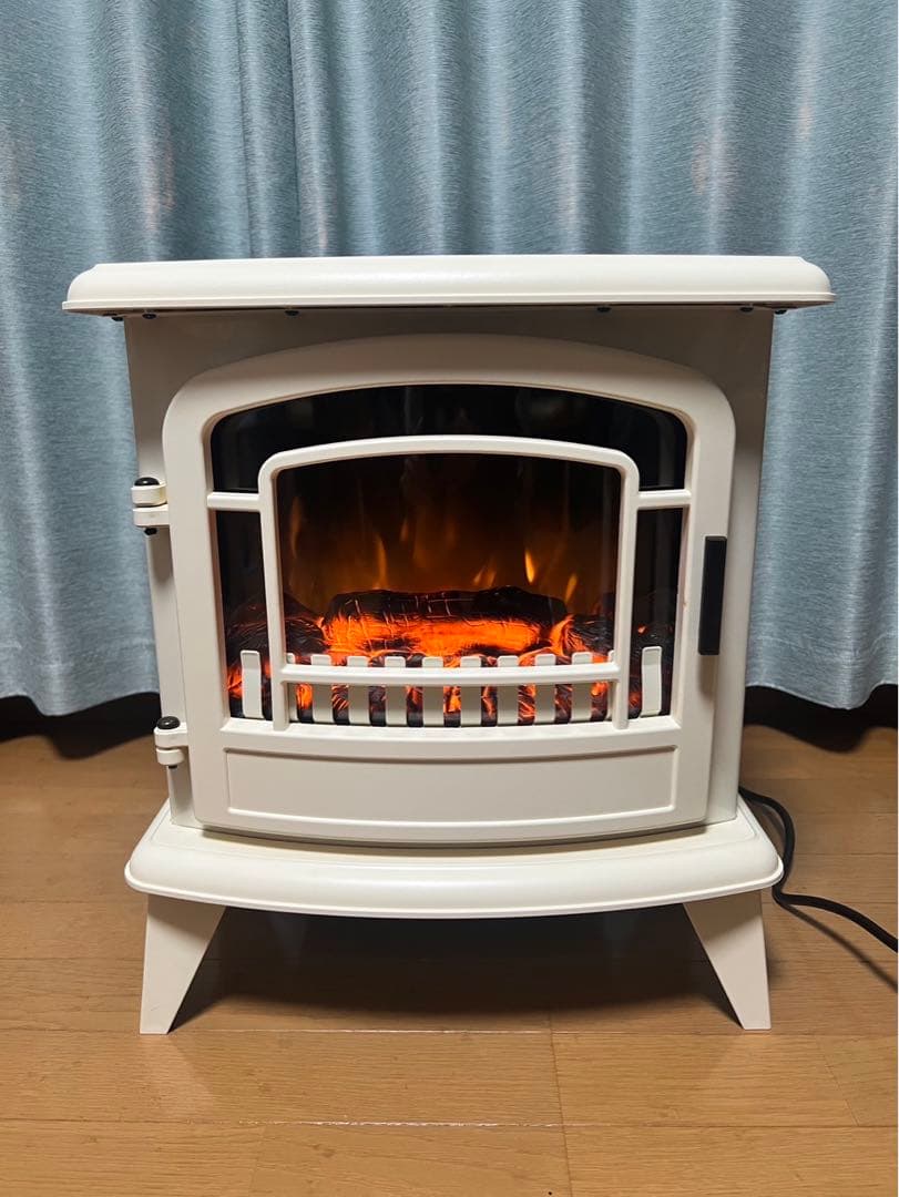 ニトリ ミドルワイド 暖炉型 ファンヒーター 2022年製 - メルカリ