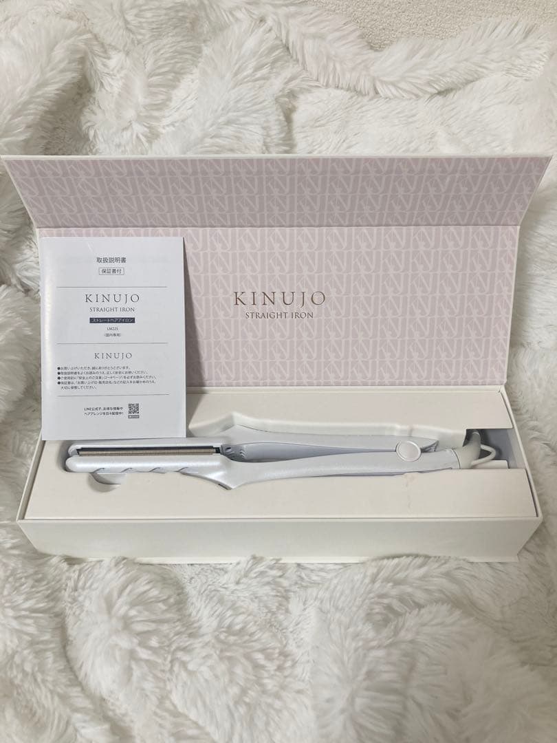 KINUJO 絹女 ストレートヘアアイロン 絹女 ～KINUJO～｜うるツヤ髪へ。KINUJOストレートアイロンのフラッグ