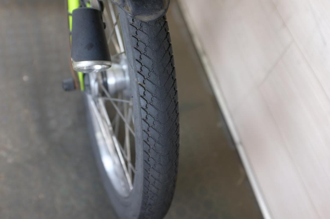 良品新基準　パナ　ギュット20インチ　3段　8.9Ah（5点灯）充電器あり