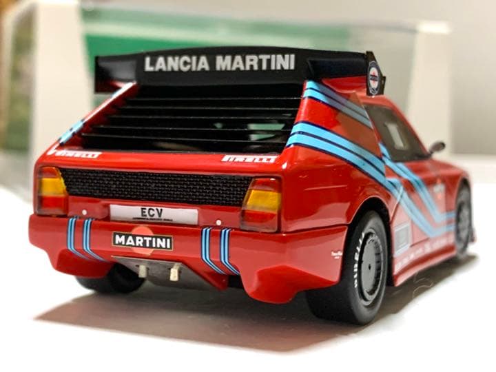 ビザール 1/43スケール レジン製ミニカー ランチア ECV1 激レア - メルカリ