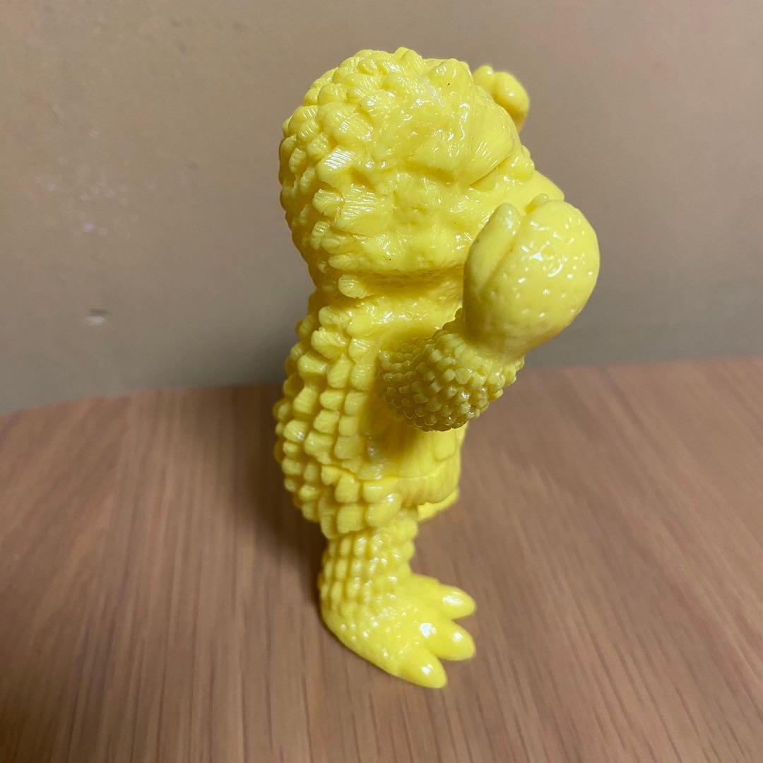 Killer J ミニサルモン ミニメヅラ 黄色成型　未塗装ソフビ 5427