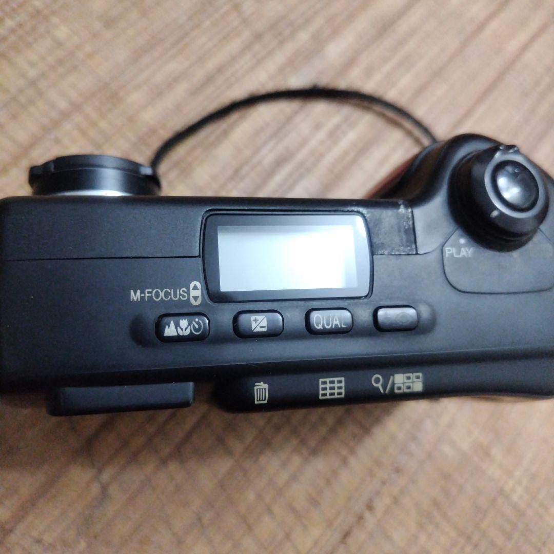 ジャンク】Nikon COOLPIX 700 デジタルカメラ 本体と取扱説明書 - メルカリ