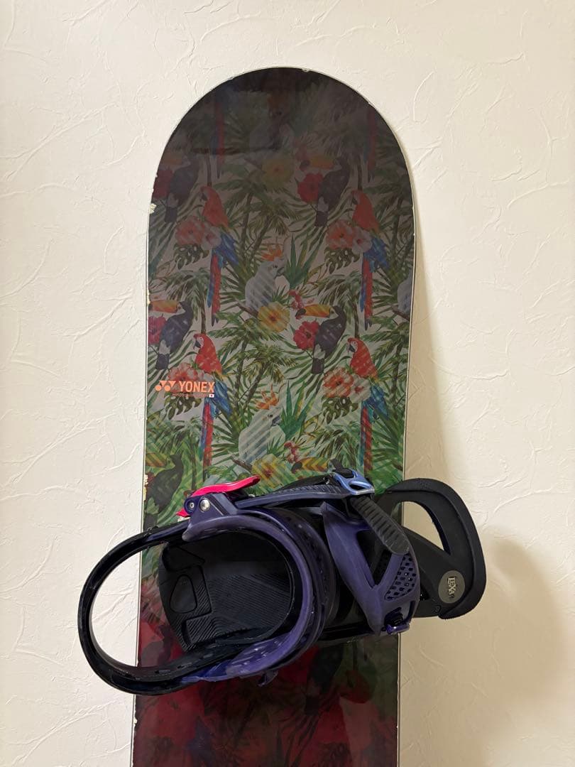 お値下②スノーボードセット ヨネックス【スリーク142cm】バートン