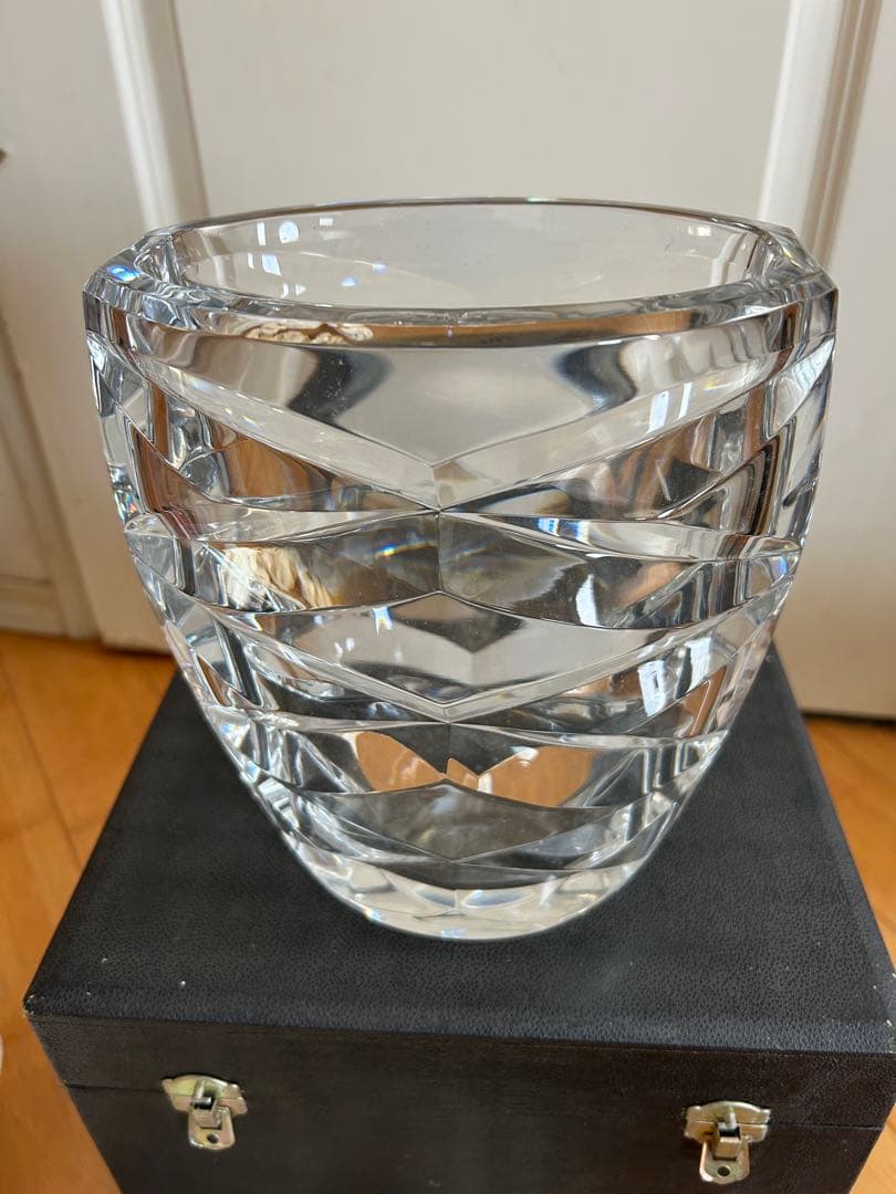 フ*ク様 バカラ　クリスタルガラス カットデザイン 花瓶 フ*ク様 バカラ クリスタルガラス カットデザイン 花瓶 - メルカリ