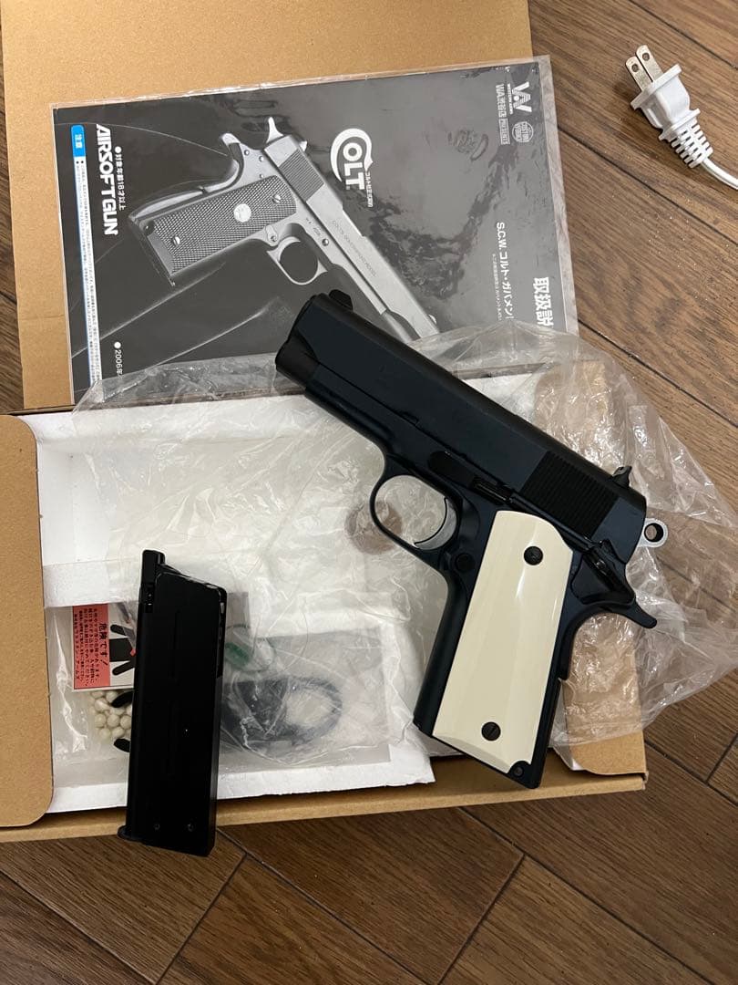 ヒ*ン様 コルトコマンダー