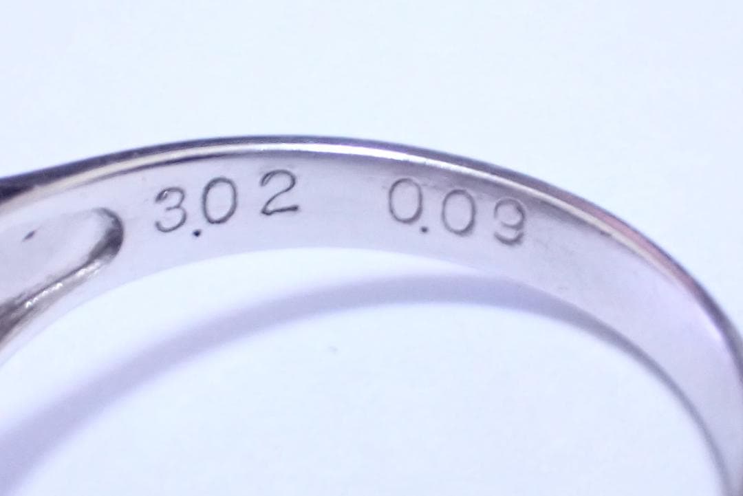 ブラックオパール　指輪　3.02ct　脇石ダイヤ　0.09ct　10.5号