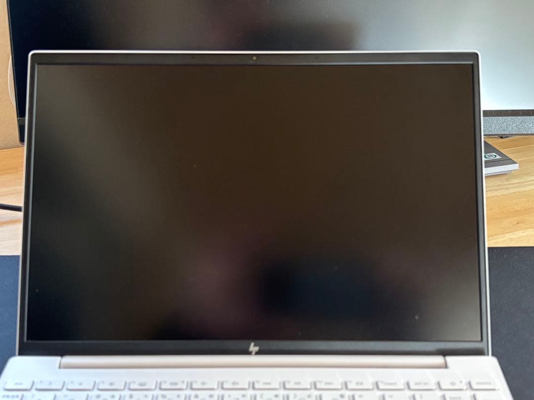 ジャンク品】HP Pavilion Aero 13-be2000 SSDなし - メルカリ