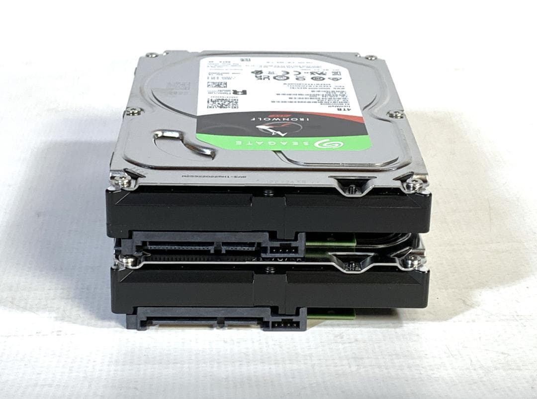 シーゲイト 4.0TB IRON WOLF NAS ST4000VN008 2台