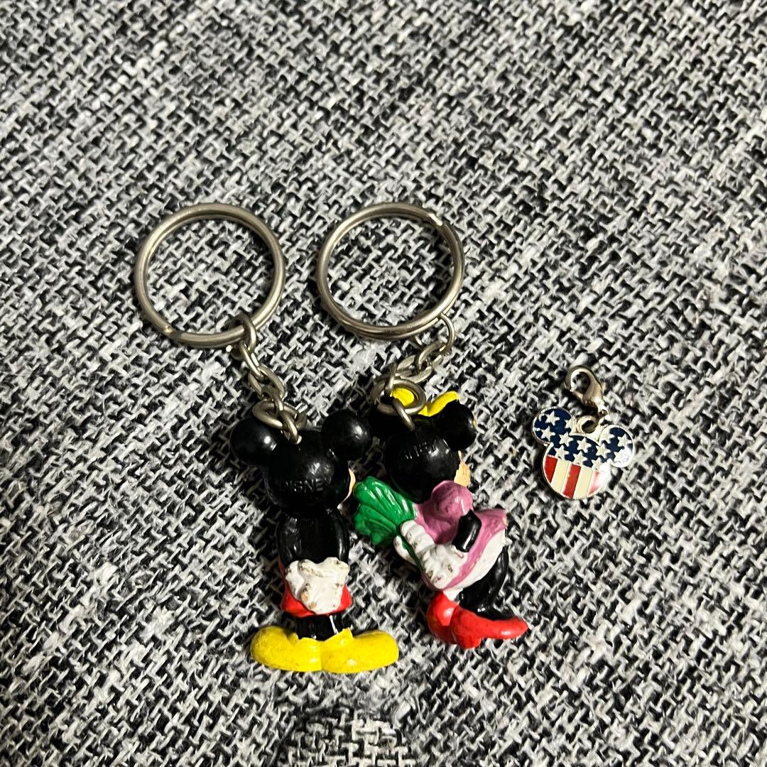 ディズニー ミッキー ミニー レトロ キーホルダー ヴィンテージ - メルカリ