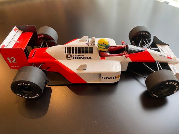 値下げしました！ マクラーレンホンダアイルトン・セナ　MP 4/4 1988