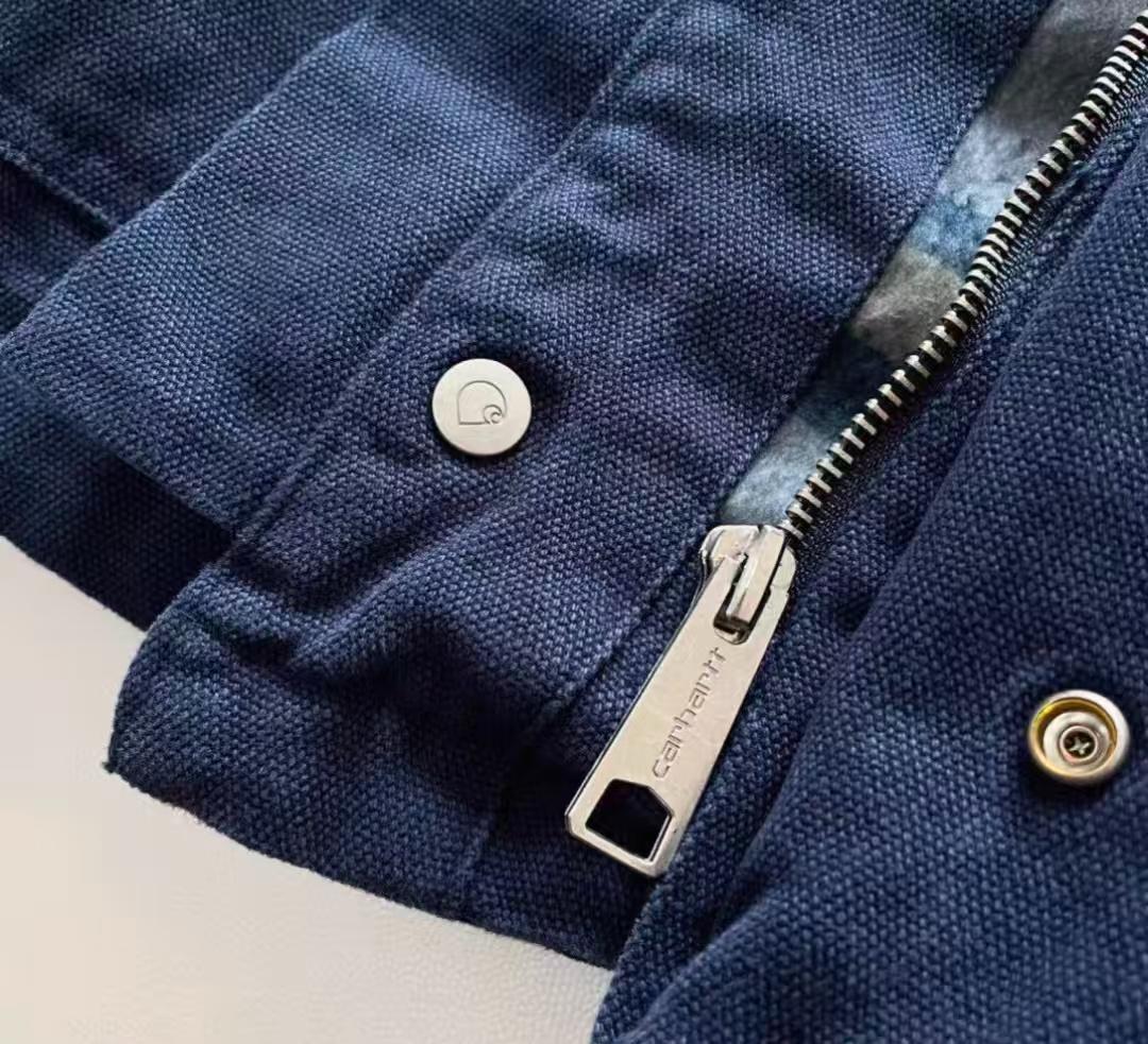 New Balance x Carhartt WIPフード付きネイビージャケット - メルカリ