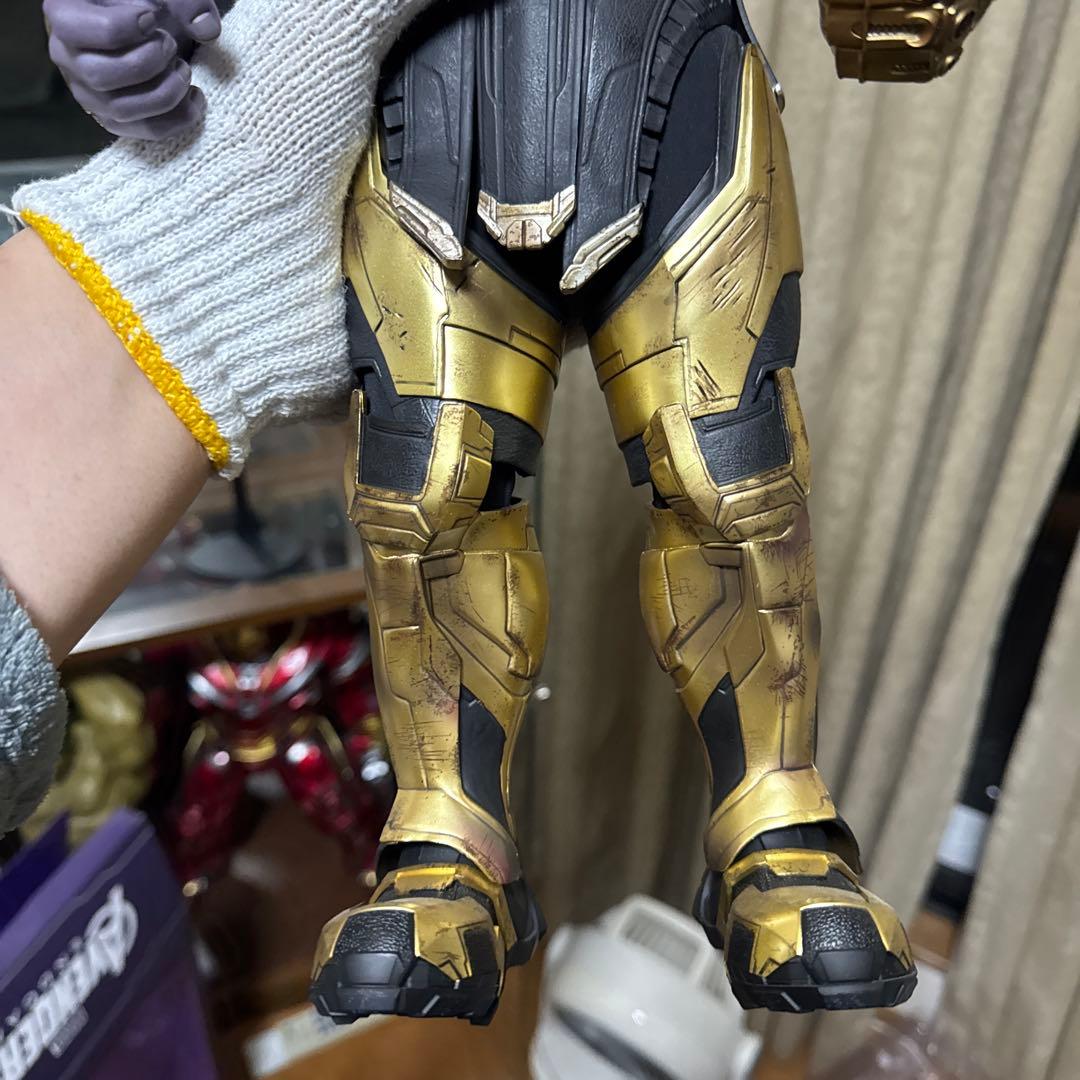 サノス フィギュア ホットトイズ