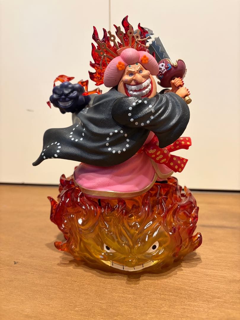 ONE PIECE フィギュア ビックマム 約25cm