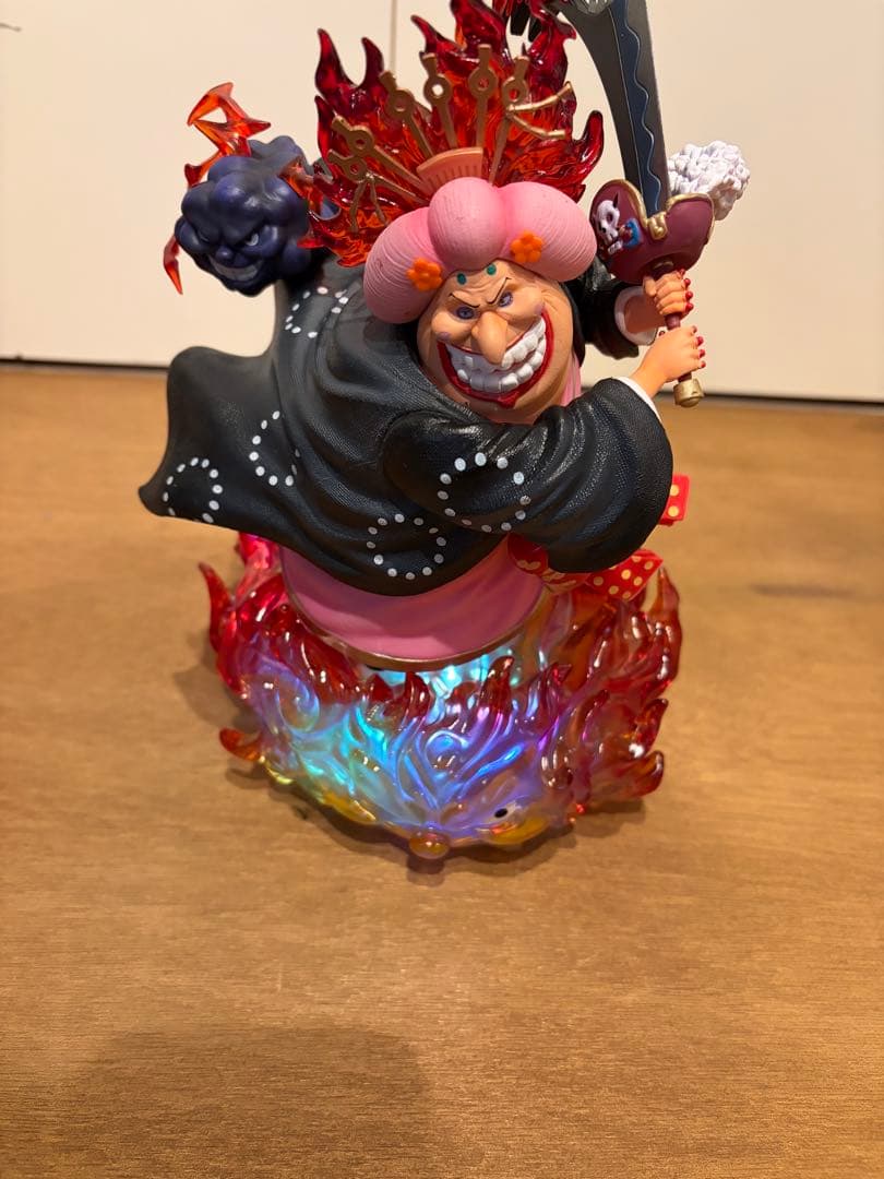 ONE PIECE フィギュア ビックマム 約25cm