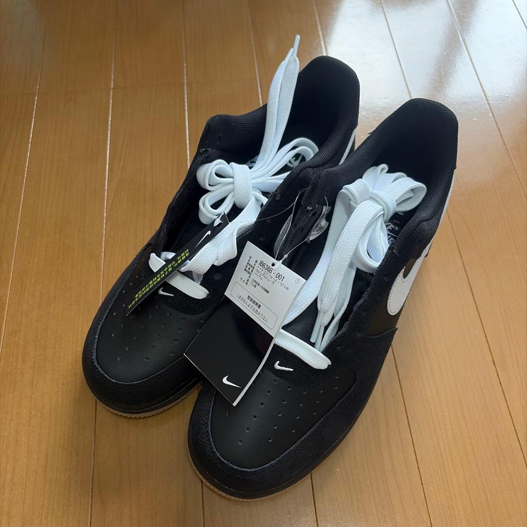 Nike Air Force 1 ’07 LV8 27.5cm