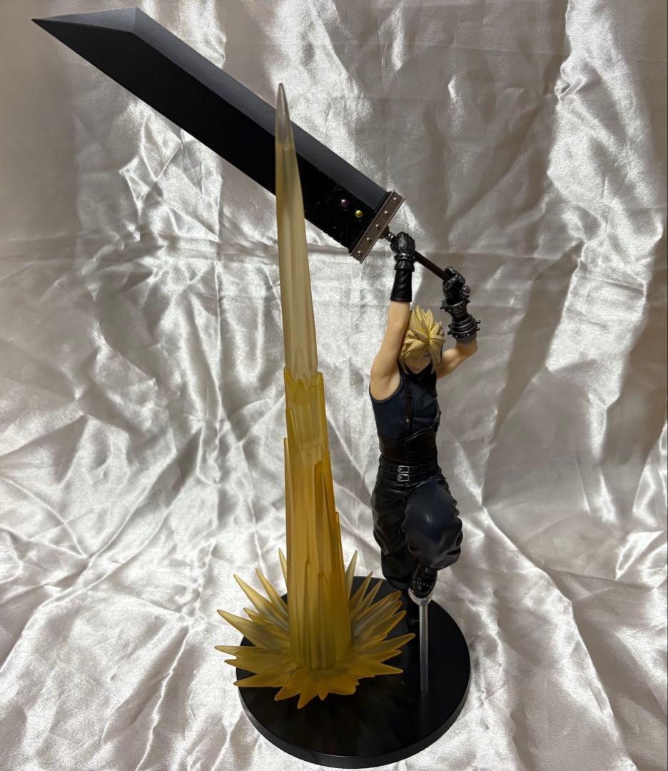 FF7 くじA賞　クラウド・ストライフ フィギュア　エンド賞　ティファ