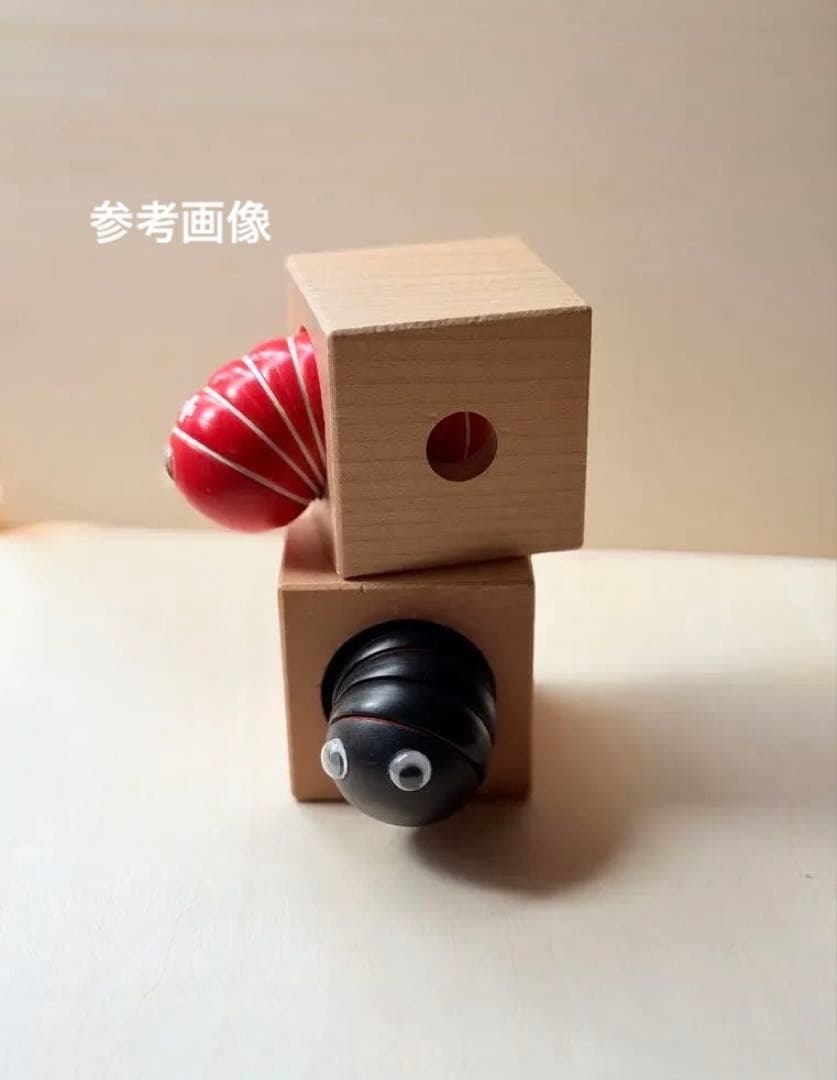 ネフ naef zita イモムシ - メルカリ