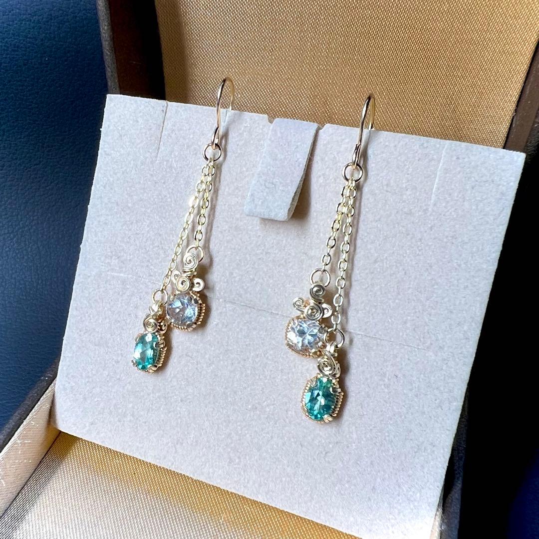 【for 澤美由紀様 】天然石　アパタイト＆ホワイトベリル　ピアス　14kgf