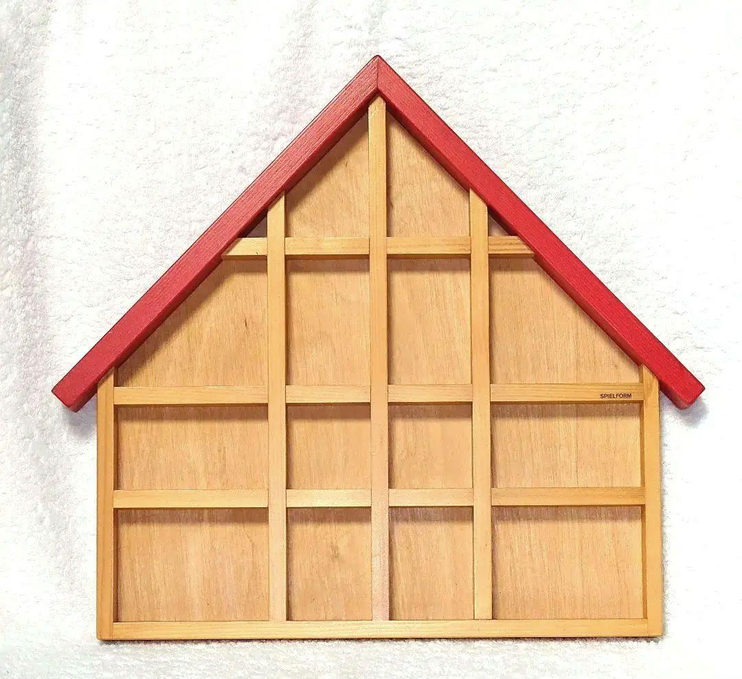 ドイツ　スピールフォーム社　赤い屋根の飾り棚 スピールフォーム Spielform 赤い屋根の家 飾り棚 希少 新品 - メルカリ