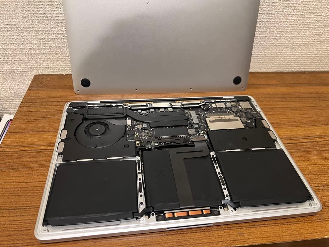 MacBook Pro A1708 シルバー 日本語配列 ジャンク - メルカリ