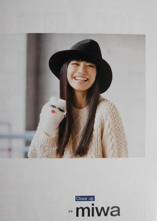 miwa 直筆サイン入りチェキ