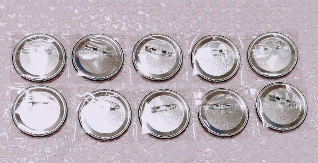 進撃の巨人 リヴァイ お掃除兵長 缶バッジ attack on titan