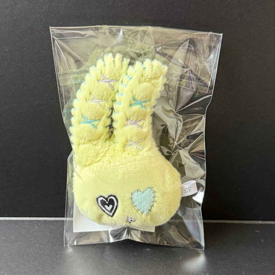 m*i様 TWICE Chaeyoung プラッシュキーリング Lil fant - メルカリ