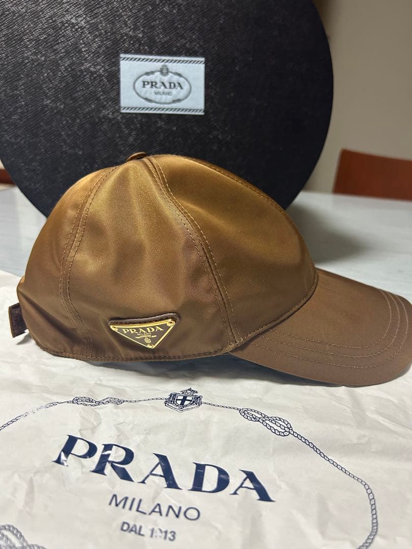 正規品&美品　PRADA ベースボールキャップ S サイズ　現行品 PRADA（プラダ） キャップ Re Nylon ベースボールキャップ ナイロン