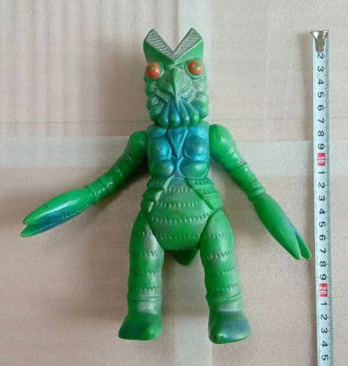 【マルサン/当時物】✡️バルタン星人 1966 ソフビ