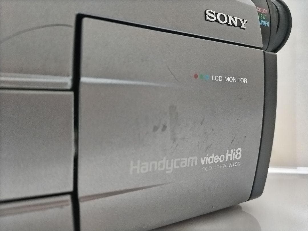 CCD-TRV90 NTSC Handycam video Hi8 SONY - メルカリ