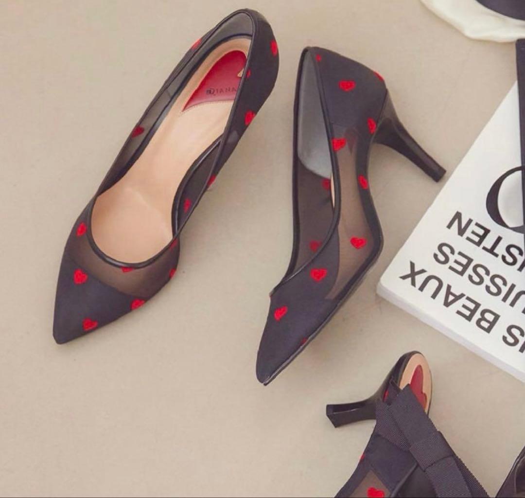 【極美品✨】ダイアナ　クロアカハートフロッキー　パンプス　ハイヒール 黒