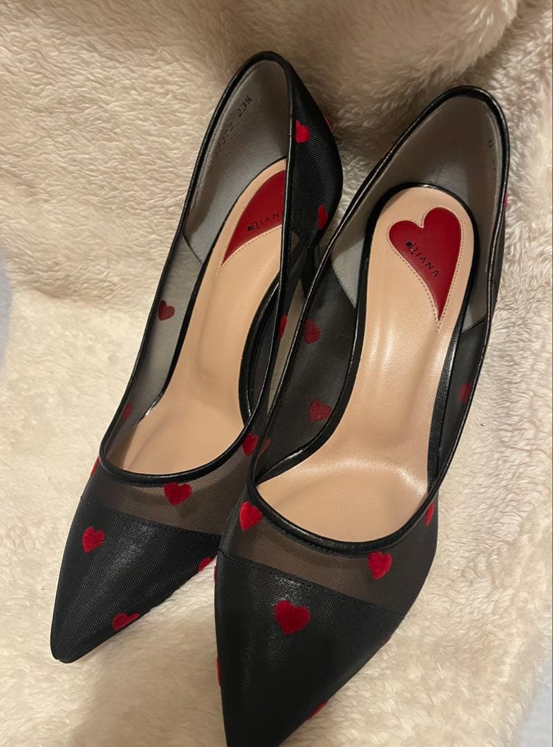 【極美品✨】ダイアナ　クロアカハートフロッキー　パンプス　ハイヒール 黒